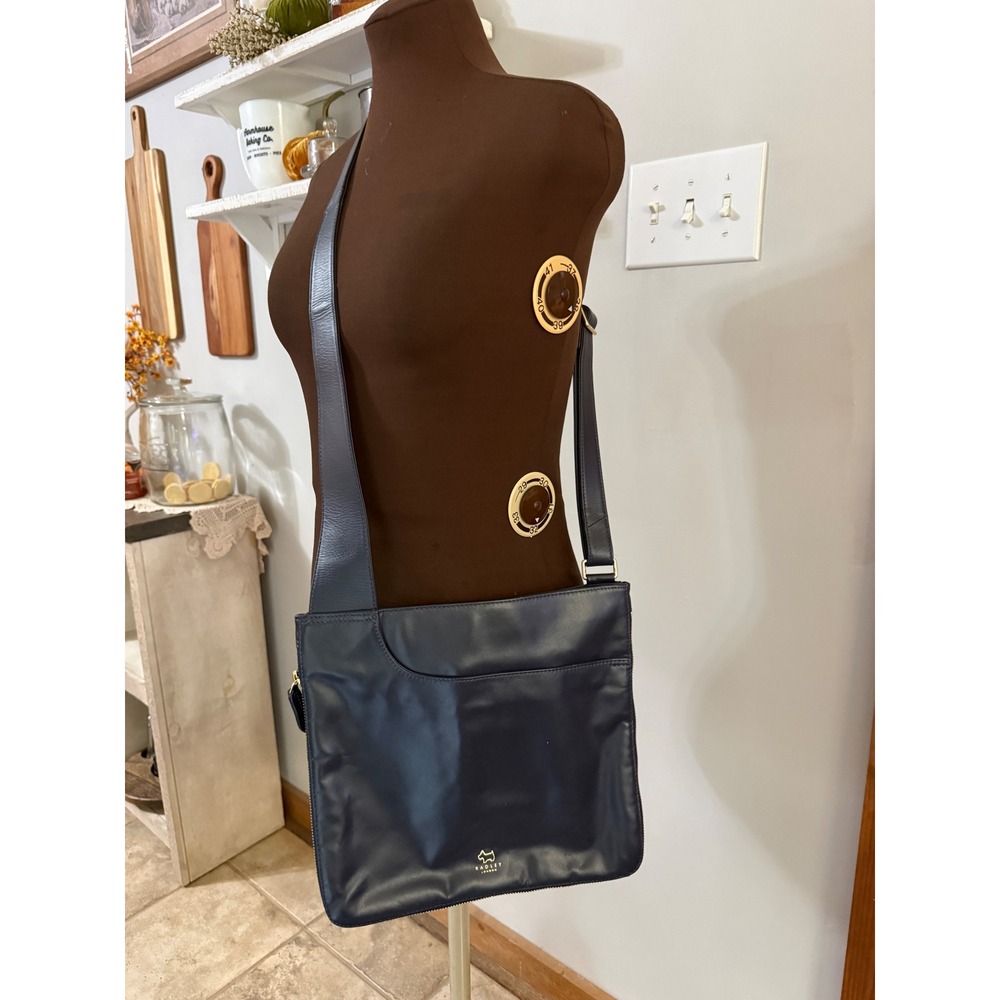 Radley London Crossbody Bag Small Navy Blue Leather Gold Logo Slim zip around